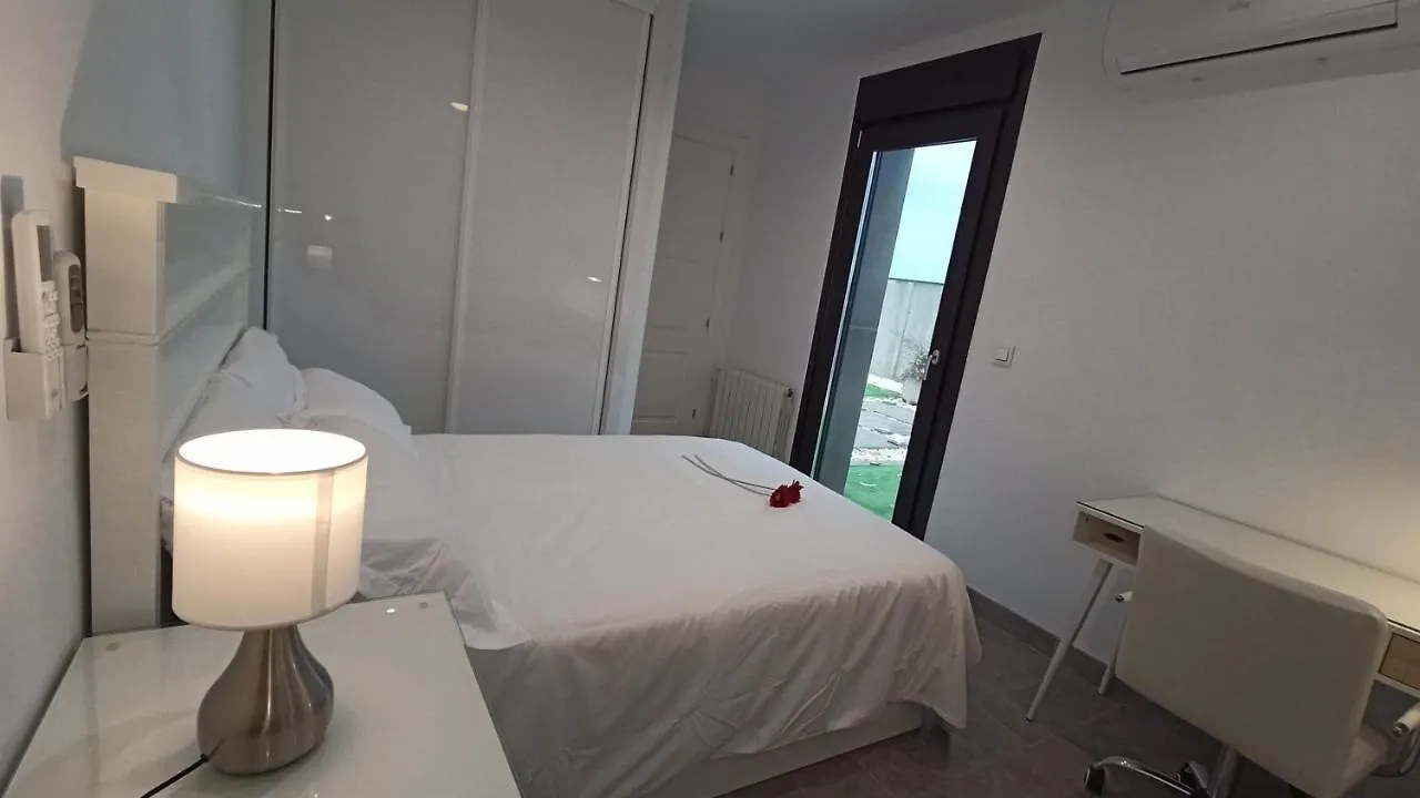 فيلة Chalet Con Piscina Y Jardin, No Fumadores Ni Fiestas Cullar Vega إسبانيا